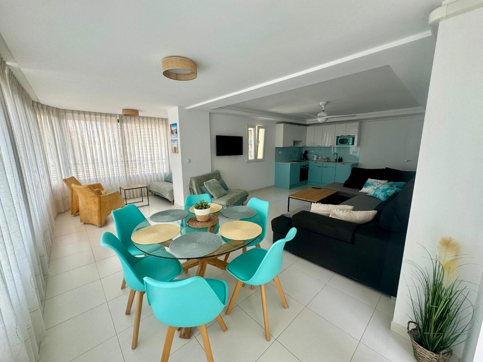 Apartamentos Coastal Haven Benidorm Esterno foto