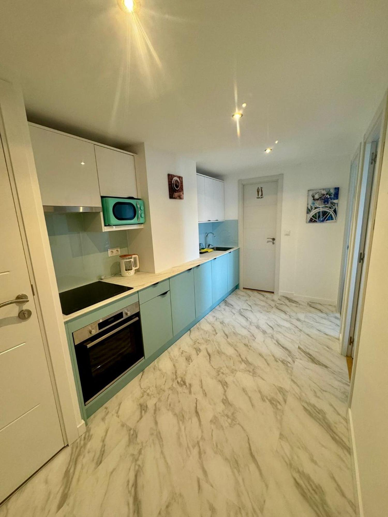 Apartamentos Coastal Haven Benidorm Esterno foto