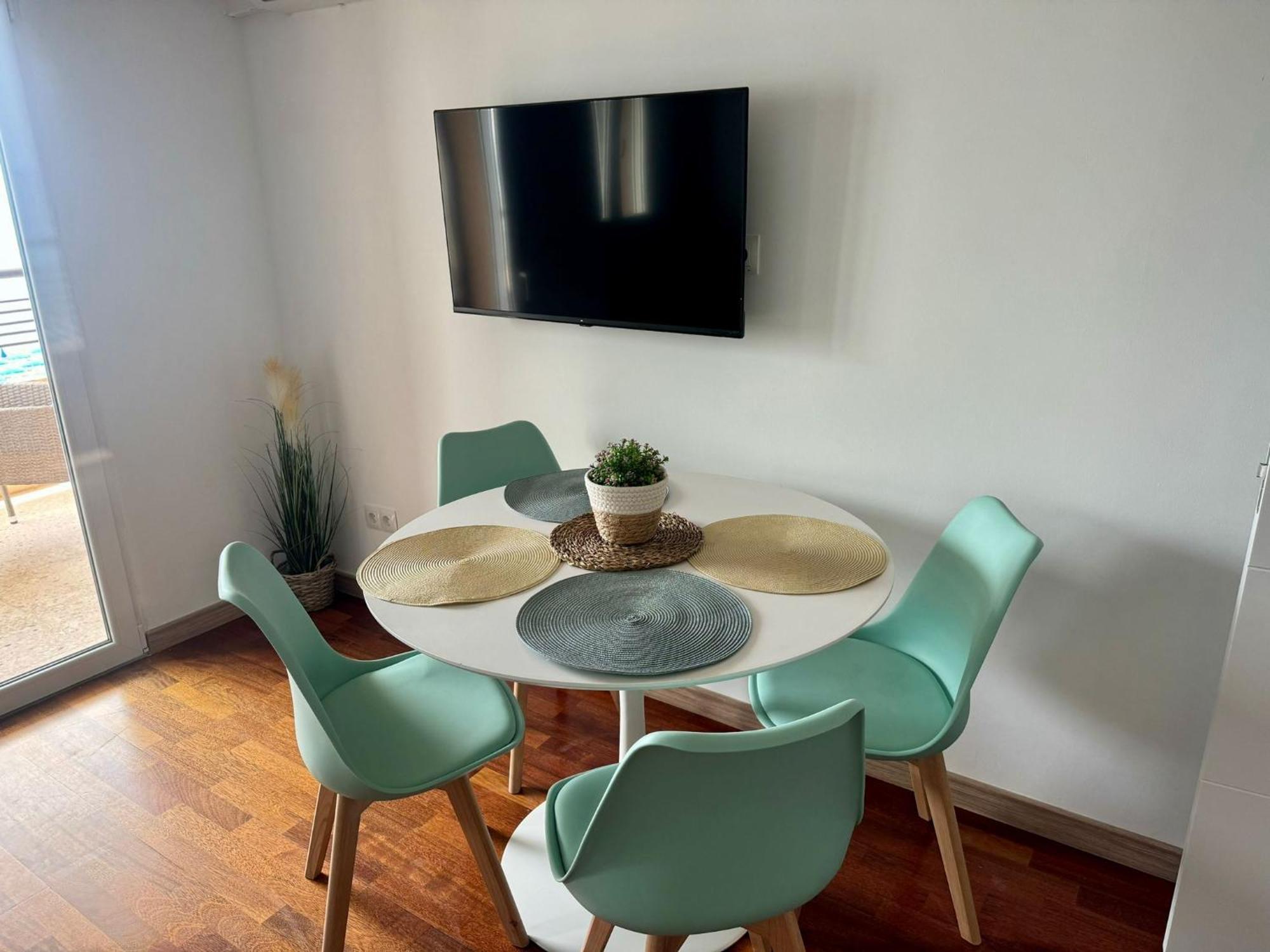 Apartamentos Coastal Haven Benidorm Esterno foto
