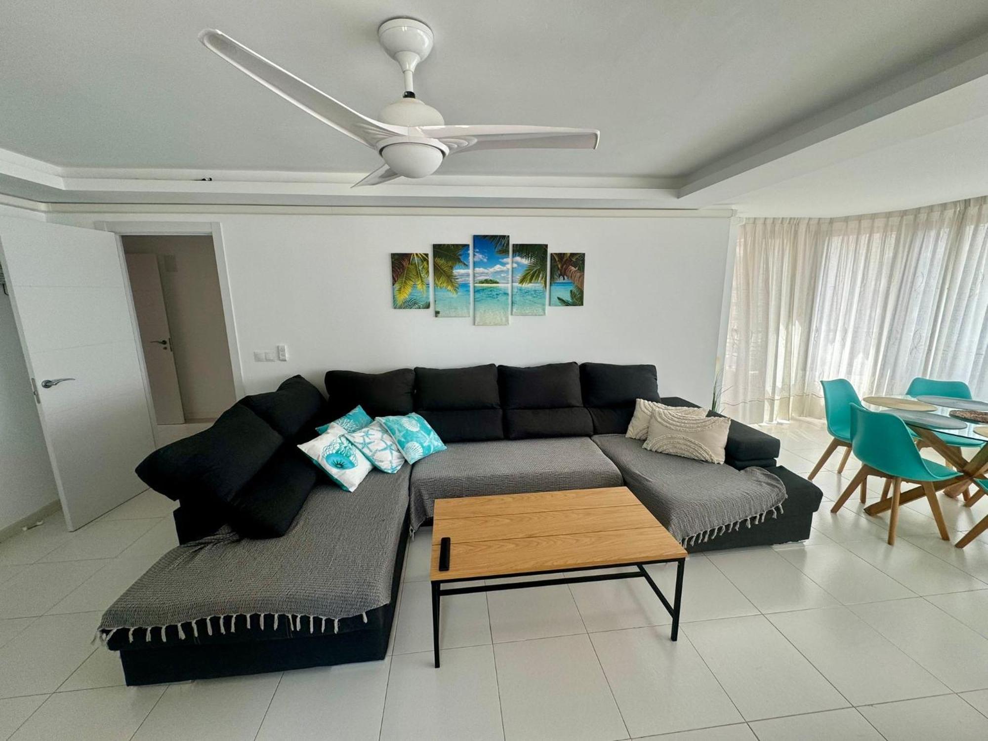 Apartamentos Coastal Haven Benidorm Esterno foto