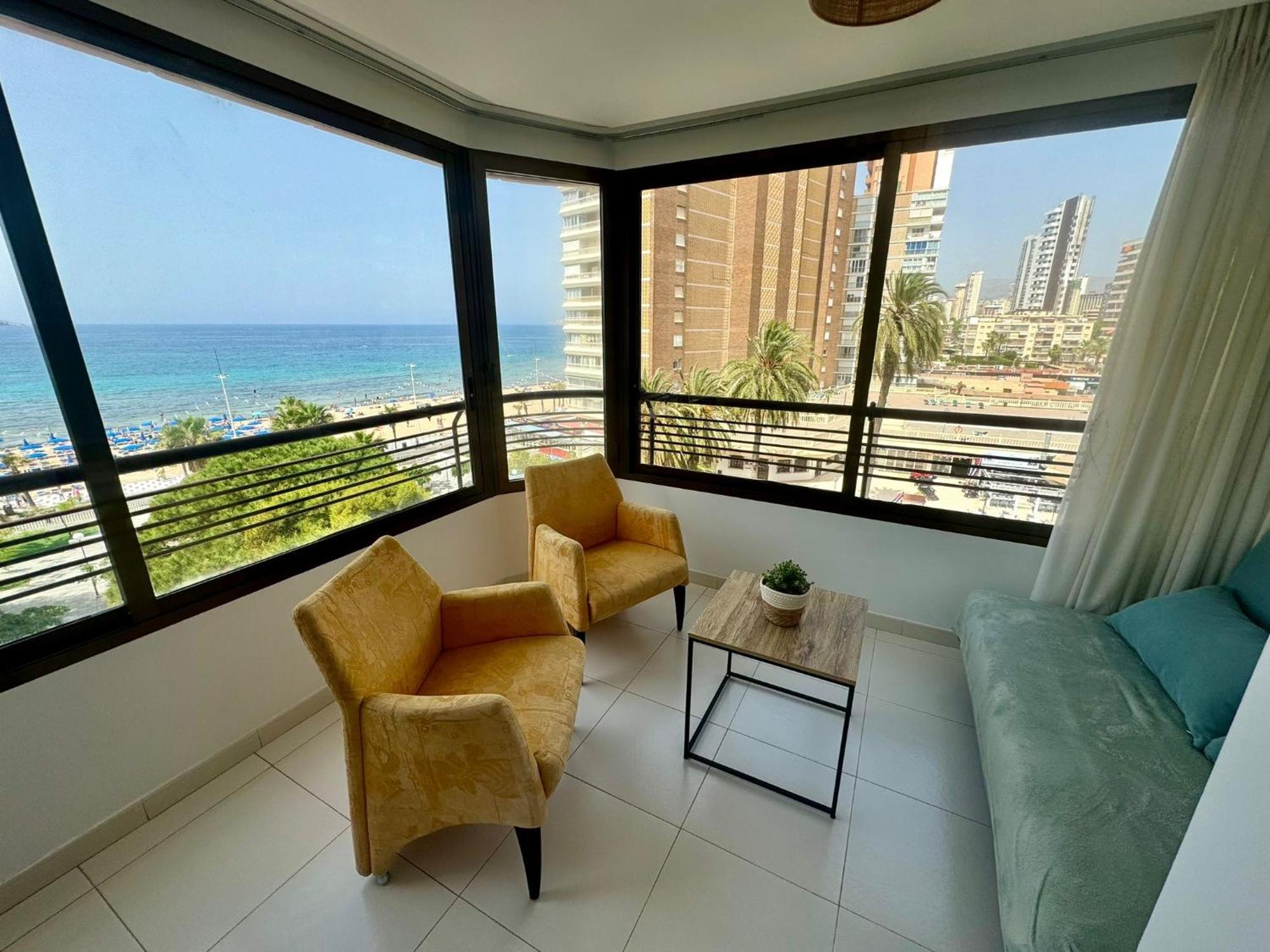 Apartamentos Coastal Haven Benidorm Esterno foto